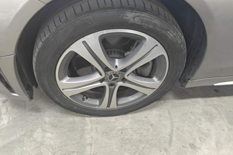 Used Mercedes-Benz C-Class 2021 C 260 L Sport Edition Left Front Wheel Hub