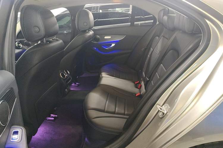 Used Mercedes-Benz C-Class 2021 C 200 L Fashion Edition Sport Version Left Rear Seat