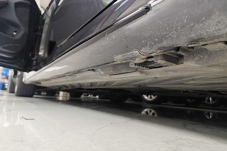 Used Mercedes-Benz C-Class 2021 C 260 Star Edition Left Side Sill