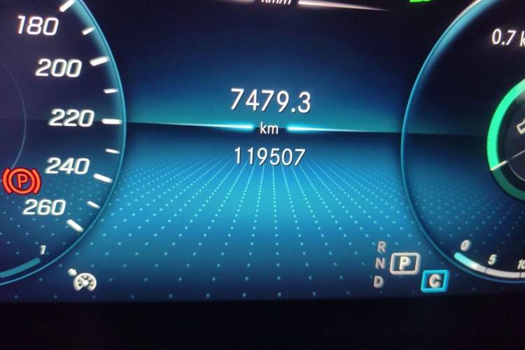 Used Mercedes-Benz C-Class 2021 C 260 L Sport Edition Odometer Close Up