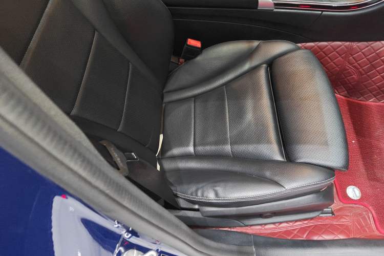 Used Mercedes-Benz C-Class 2021 C 260 L Sport Edition Star Collection Right Front Seat