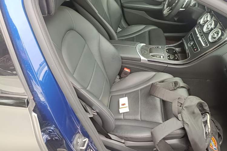 Used Mercedes-Benz C-Class 2021 C 260 L Sport Edition Star Collection Right Front Seat