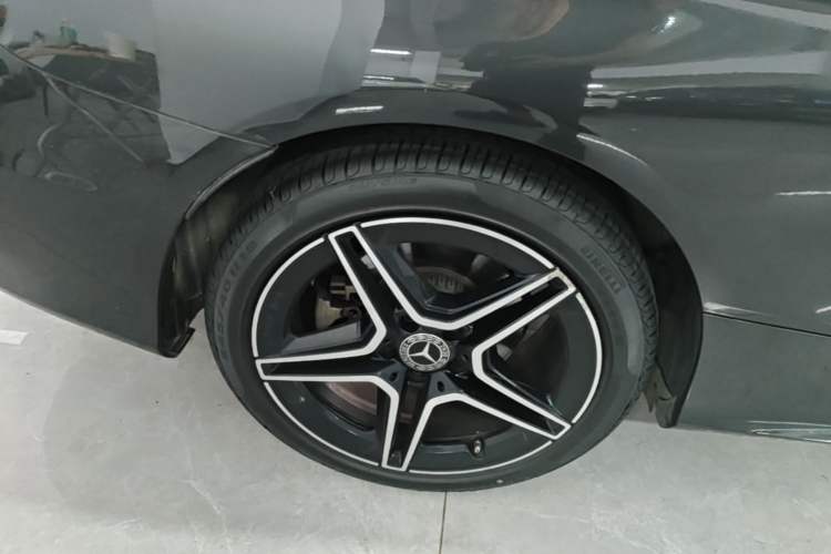 Used Mercedes-Benz C-Class 2021 C 260 Coupe Right Rear Wheel Hub
