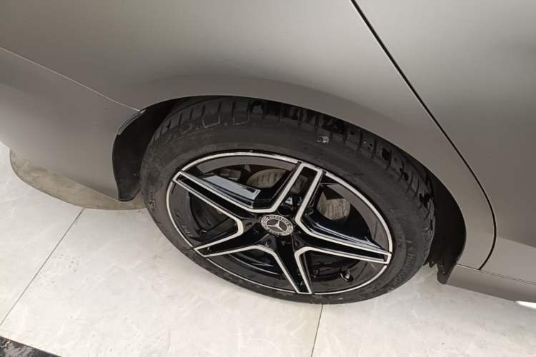 Used Mercedes-Benz C-Class 2021 C 260 L Sport Edition Star Collection Right Rear Wheel Hub