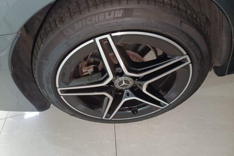 Used Mercedes-Benz C-Class 2021 C 260 Coupe Right Rear Wheel Hub