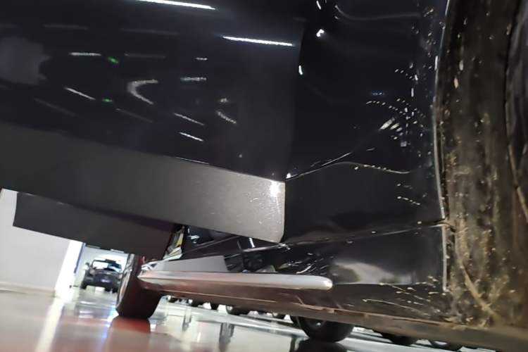 Used Mercedes-Benz C-Class 2021 C 260 L Sport Edition Right Side Sill