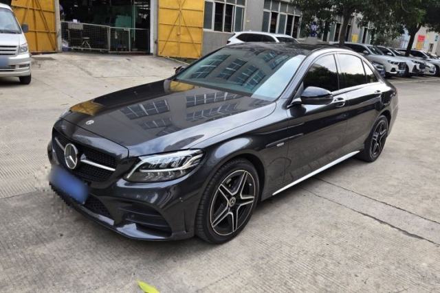 Ojetý Mercedes-Benz C-Class 2021 C 260 L Sport Edition Star Collection