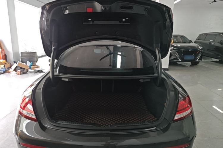 Used Mercedes-Benz C-Class 2021 C 260 Coupe Trunk