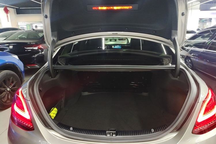 Used Mercedes-Benz C-Class 2021 C 200 L Fashion Edition Sport Version Trunk