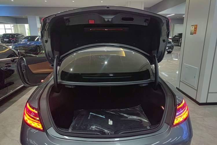Used Mercedes-Benz C-Class 2021 C 260 Coupe Trunk