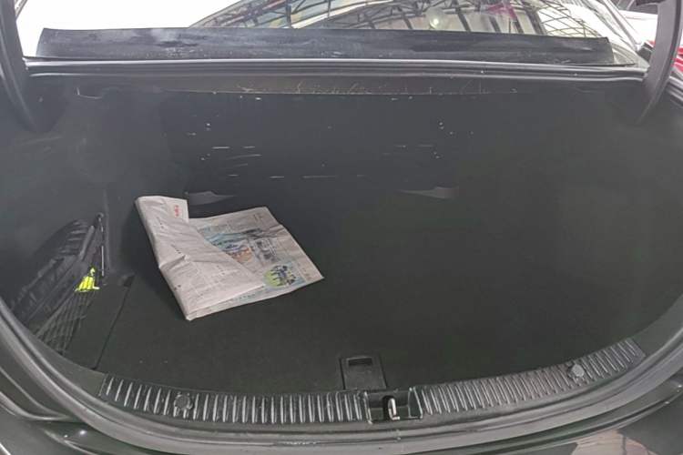 Used Mercedes-Benz C-Class 2021 C 200 L Fashion Edition Sport Version Trunk