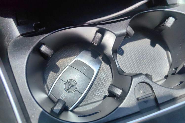 Used Mercedes-Benz C-Class 2021 C 260 L Sport Edition Vehicle Key