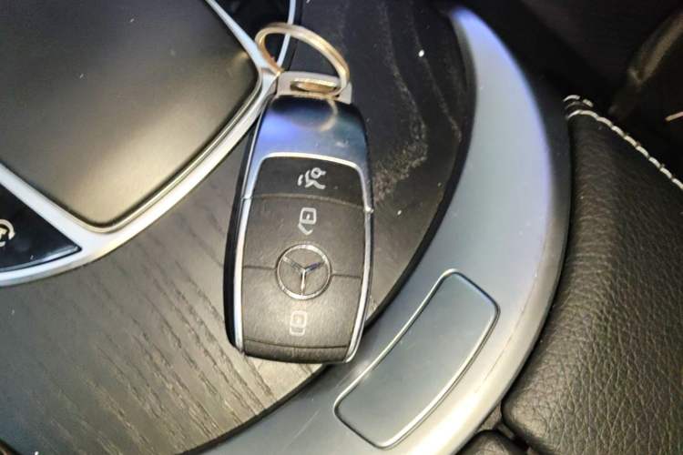 Used Mercedes-Benz C-Class 2021 C 260 L Sport Edition Star Collection Vehicle Key