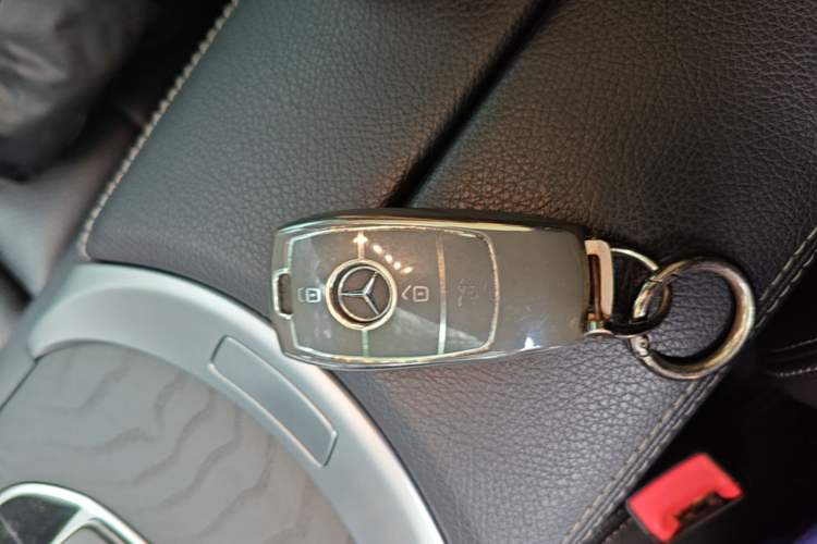 Used Mercedes-Benz C-Class 2021 C 200 L Fashion Edition Sport Version Vehicle Key