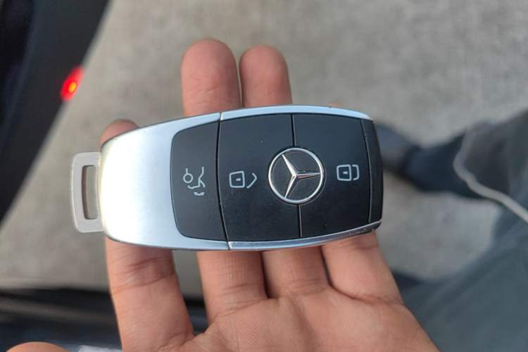 Used Mercedes-Benz C-Class 2021 C 260 Star Edition Vehicle Key