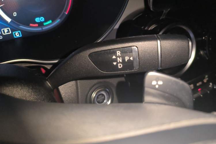Used Mercedes-Benz C-Class 2021 C 260 Star Edition Gear Lever