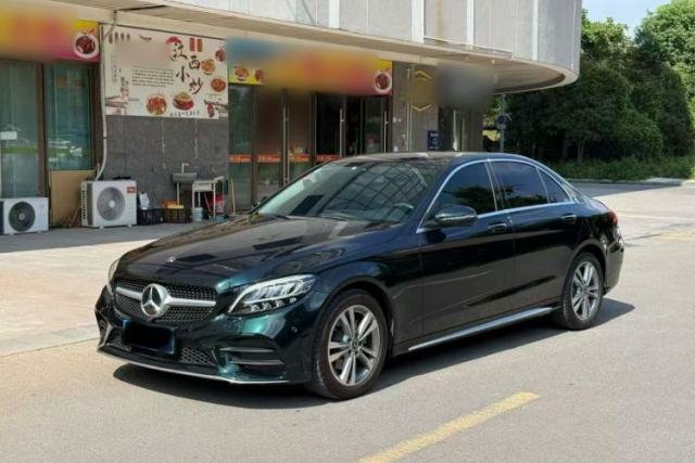 Ojetý Mercedes-Benz C-Class 2021 C 200 L Fashion Edition Sport Version
