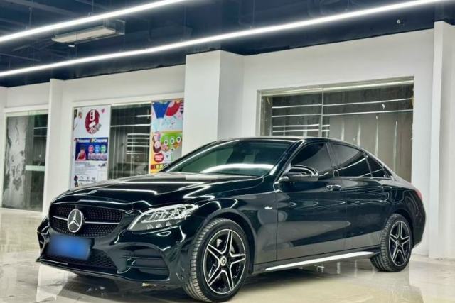 Ojetý Mercedes-Benz C-Class 2021 C 260 L Sport Edition Star Collection