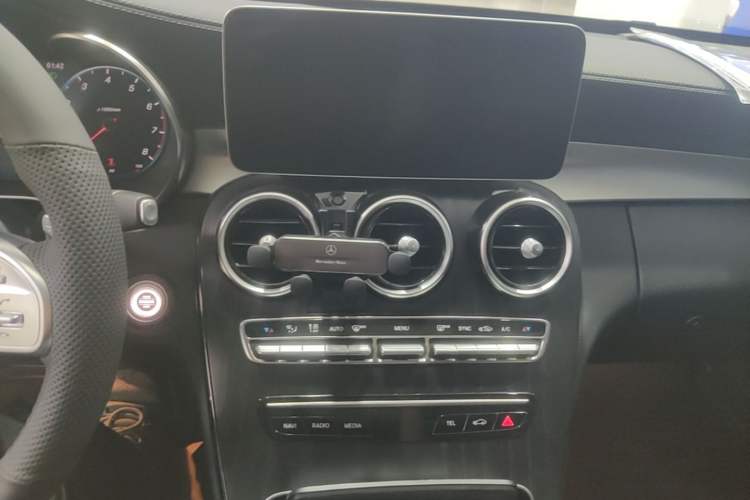 Used Mercedes-Benz C-Class 2021 C 200 L Fashion Edition Sport Version Audio And AC Panel