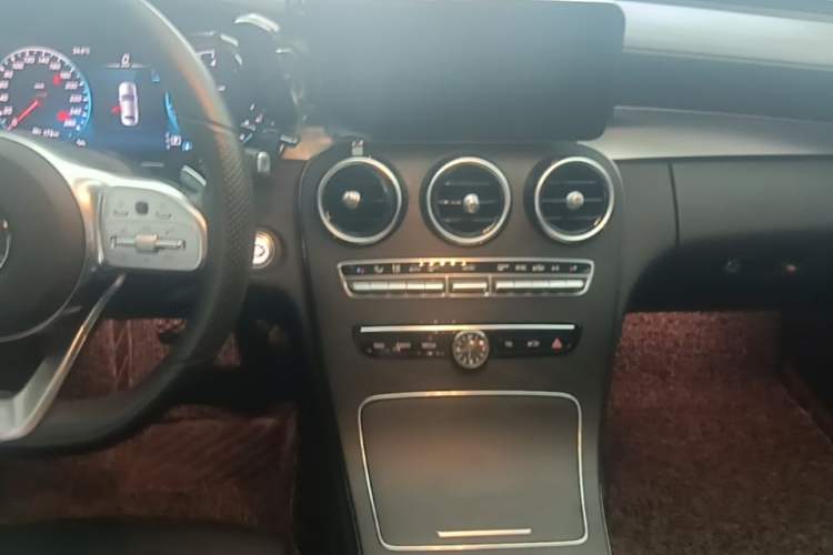 Used Mercedes-Benz C-Class 2021 C 200 L Fashion Edition Sport Version Audio And AC Panel