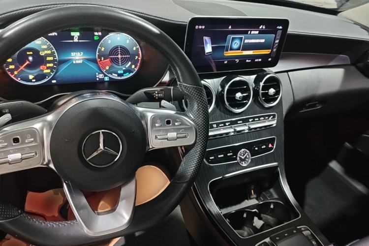 Used Mercedes-Benz C-Class 2021 C 260 L Sport Edition Star Collection Center Console