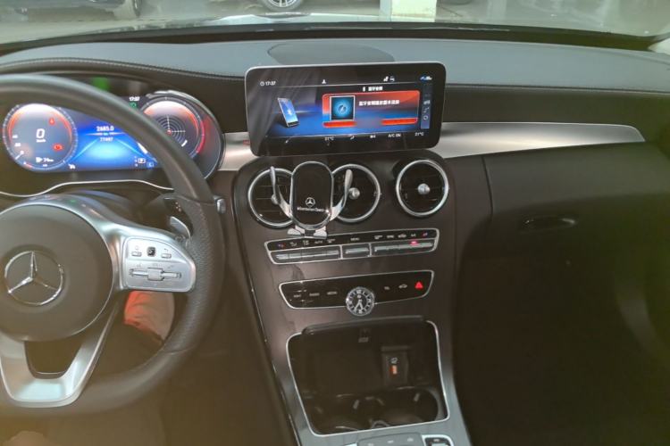 Used Mercedes-Benz C-Class 2021 C 260 L Sport Edition Star Collection Center Console