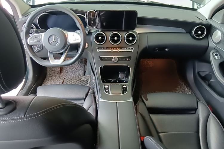 Used Mercedes-Benz C-Class 2021 C 200 L Fashion Edition Sport Version Center Console