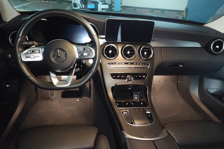 Used Mercedes-Benz C-Class 2021 C 260 L Sport Edition Star Collection Center Console