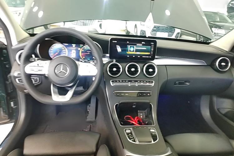 Used Mercedes-Benz C-Class 2021 C 260 L Sport Edition Center Console