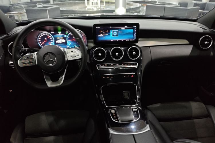 Used Mercedes-Benz C-Class 2021 C 260 Star Edition Center Console