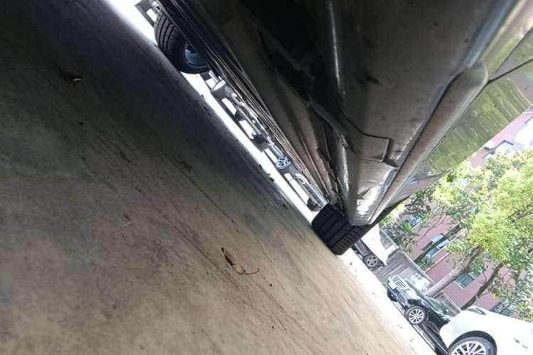 Used Mercedes-Benz C-Class 2021 C 260 L Sport Edition Star Collection Chassis Front Left