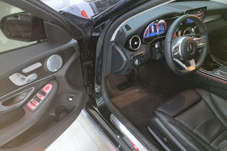 Used Mercedes-Benz C-Class 2021 C 260 L Sport Edition Star Collection Driver Seat