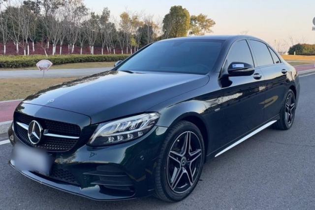 Ojetý Mercedes-Benz C-Class 2021 C 260 L Sport Edition Star Collection