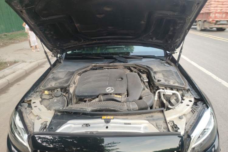 Used Mercedes-Benz C-Class 2021 C 200 L Fashion Edition Sport Version Engine Bay