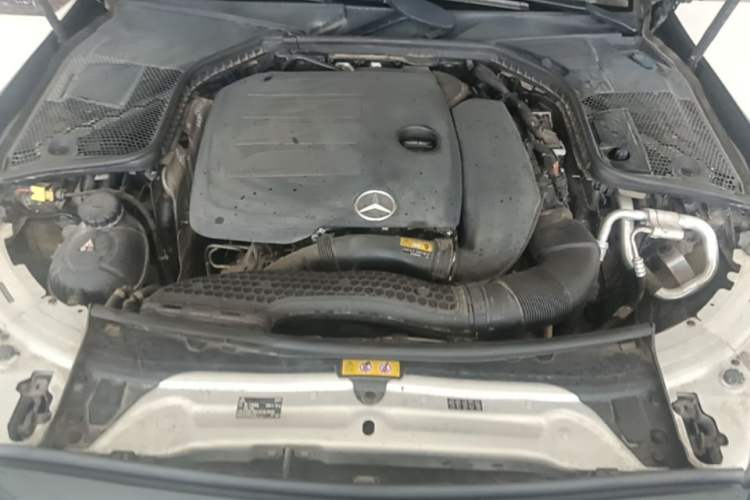 Used Mercedes-Benz C-Class 2021 C 200 L Fashion Edition Sport Version Engine Bay