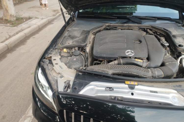 Used Mercedes-Benz C-Class 2021 C 200 L Fashion Edition Sport Version Engine Bay Right