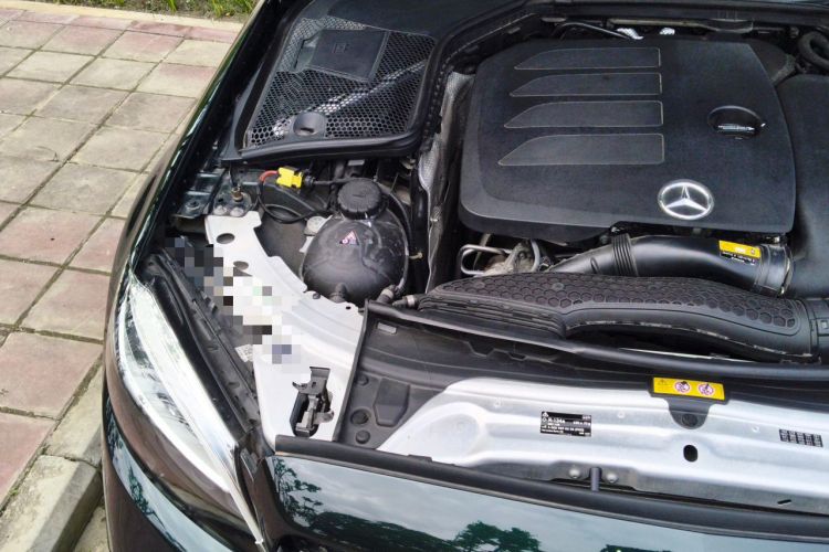 Used Mercedes-Benz C-Class 2021 C 200 L Fashion Edition Sport Version Engine Bay Right