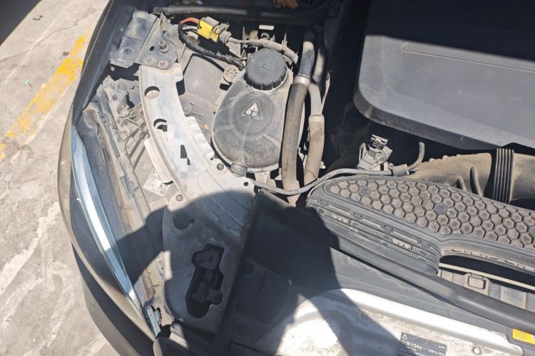 Used Mercedes-Benz C-Class 2021 C 260 L Sport Edition Engine Bay Right