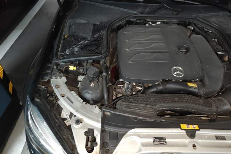 Used Mercedes-Benz C-Class 2021 C 260 L Sport Edition Star Collection Engine Bay Right