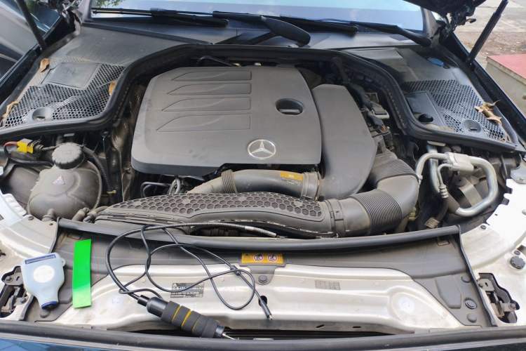 Used Mercedes-Benz C-Class 2021 C 200 L Fashion Edition Sport Version Engine Bay