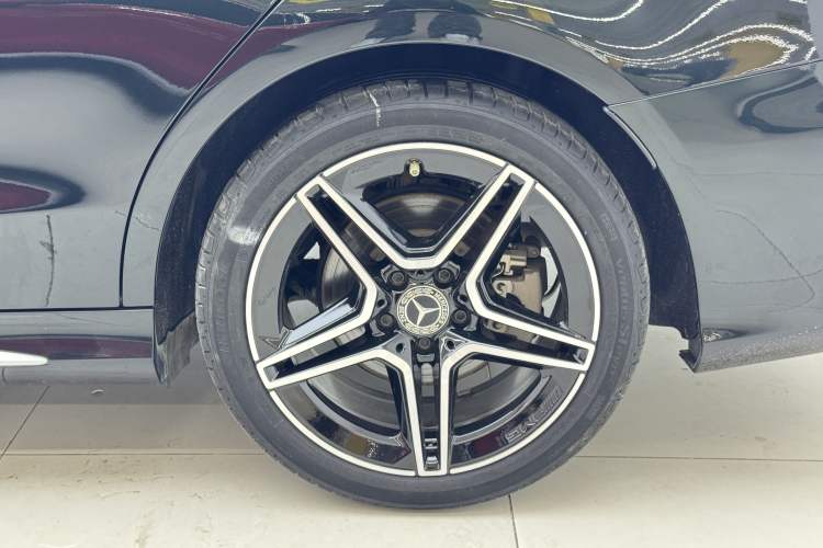 Used Mercedes-Benz C-Class 2021 C 260 L Sport Edition Star Collection Exterior 4