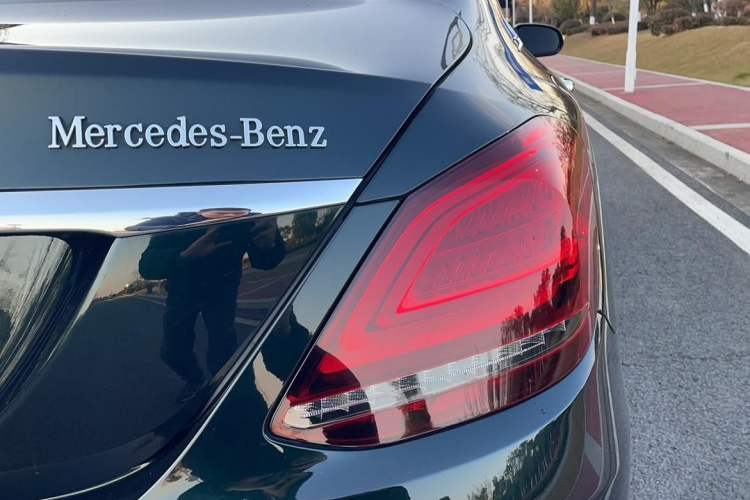 Used Mercedes-Benz C-Class 2021 C 260 L Sport Edition Star Collection Exterior 4