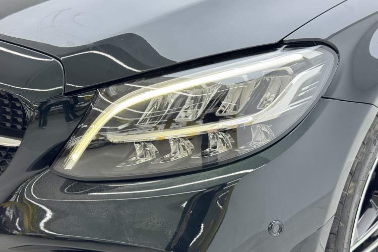 Used Mercedes-Benz C-Class 2021 C 260 L Sport Edition Star Collection Exterior 5