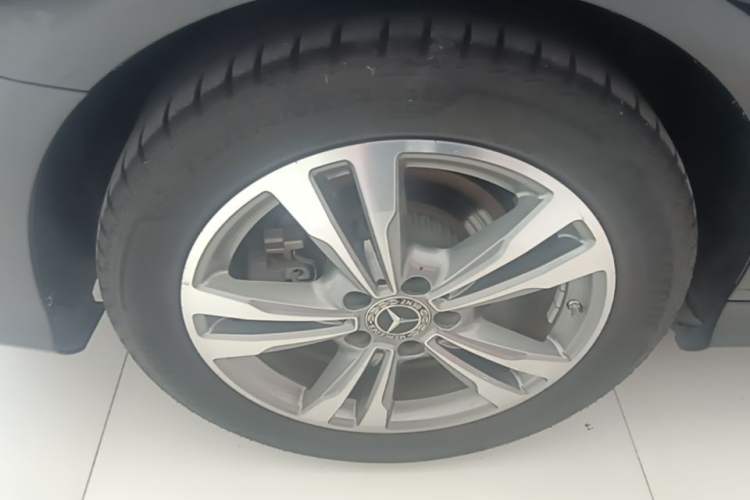 Used Mercedes-Benz C-Class 2021 C 200 L Fashion Edition Sport Version Exterior 5