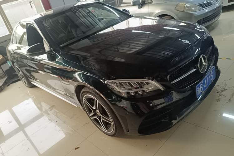 Used Mercedes-Benz C-Class 2021 C 260 L Sport Edition Star Collection Front Right 45 Deg