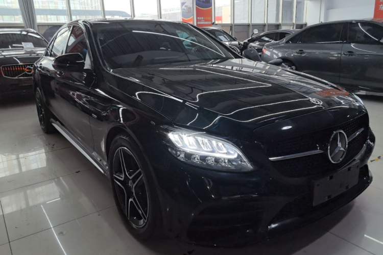 Used Mercedes-Benz C-Class 2021 C 260 L Sport Edition Star Collection Front Right 45 Deg