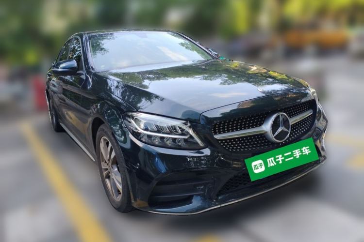 Used Mercedes-Benz C-Class 2021 C 200 L Fashion Edition Sport Version Front Right 45 Deg