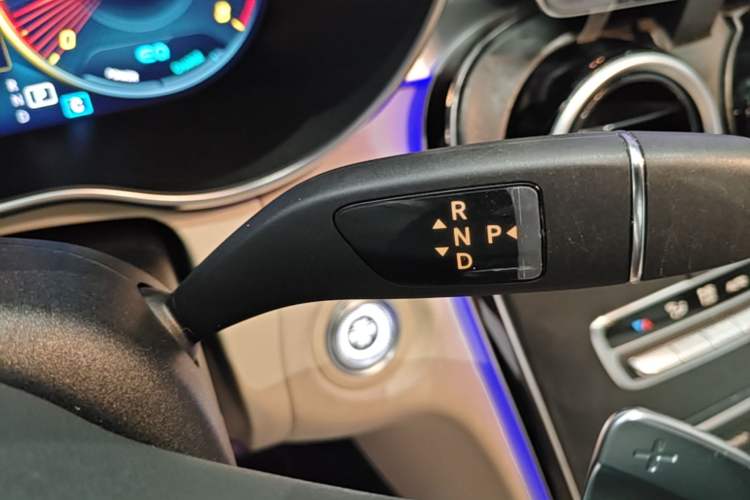 Used Mercedes-Benz C-Class 2021 C 260 L Sport Edition Gear Lever