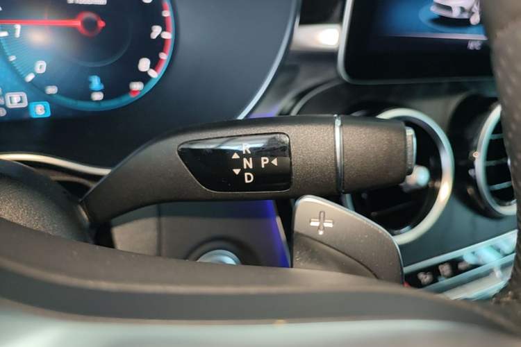 Used Mercedes-Benz C-Class 2021 C 200 L Fashion Edition Sport Version Gear Lever
