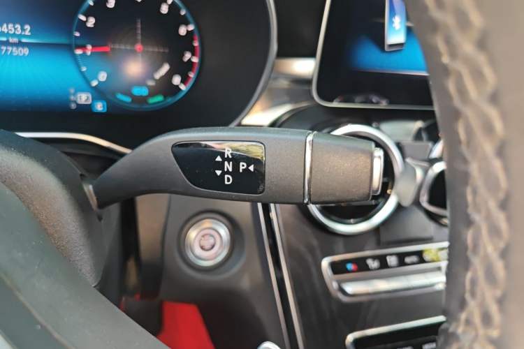 Used Mercedes-Benz C-Class 2021 C 260 L Sport Edition Star Collection Gear Lever